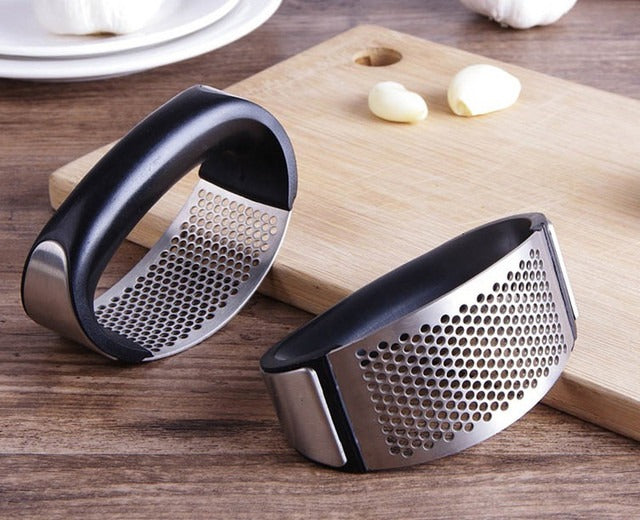 Manual Garlic Press Rocker with Handle – Stainless Steel Garlic Crusher, Squeezer, Slicer & Mincer